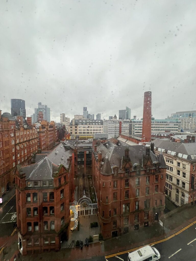 ちょっとエモいマンチェスター市の風景