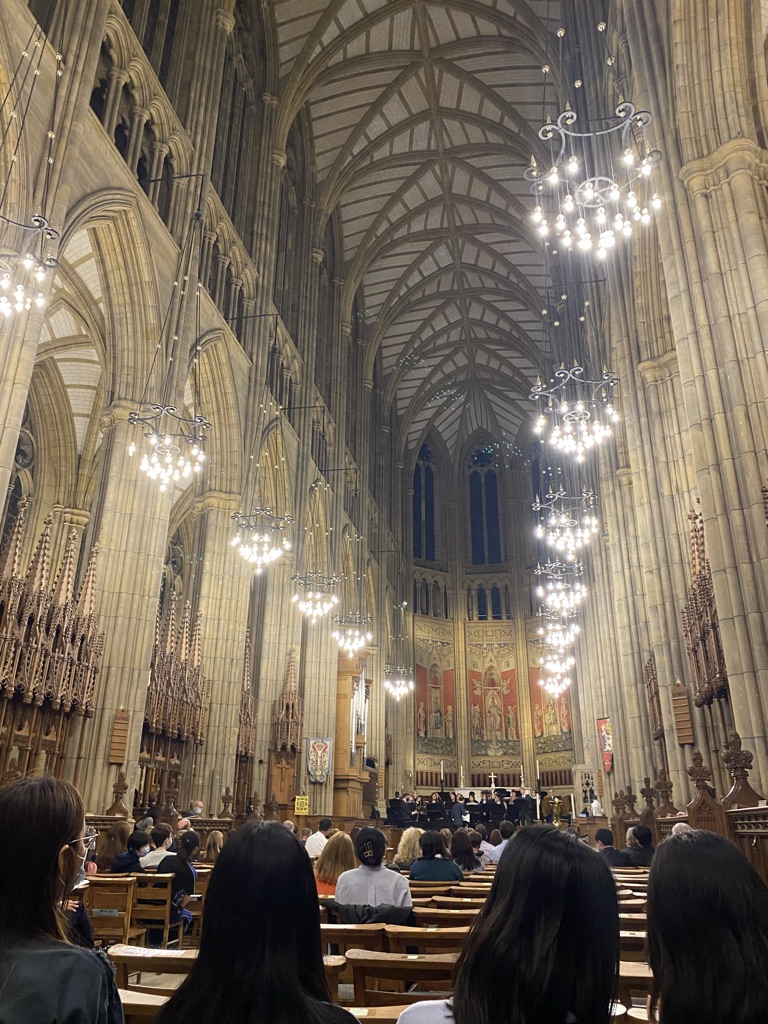 Lancing College(ランシングカレッジ)のチャペルの様子