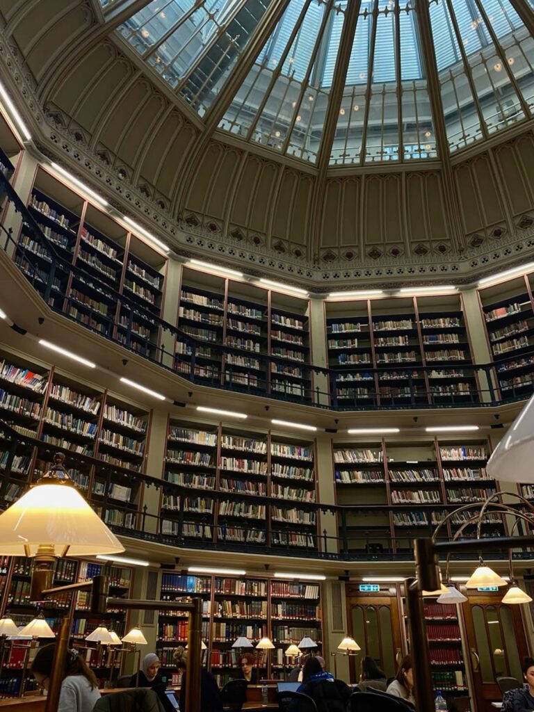 キングスカレッジロンドンにある自慢の図書館