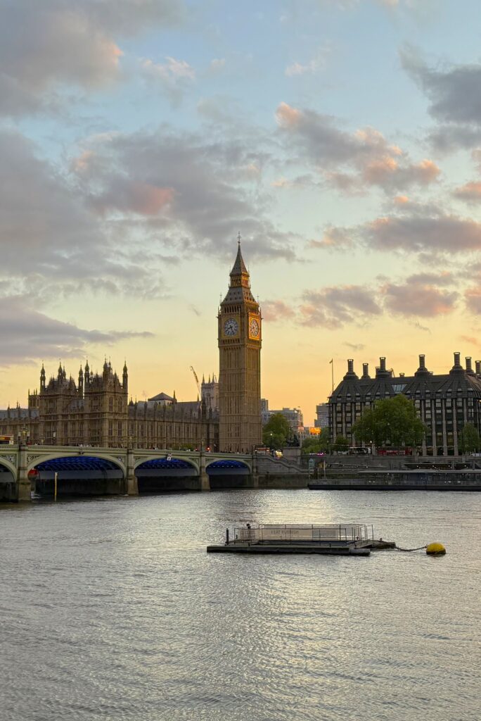 通学路から見えるビッグベン