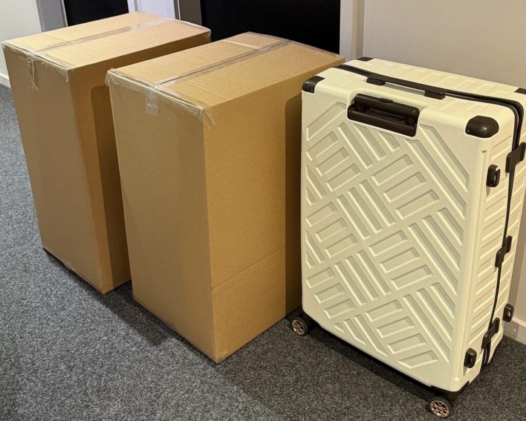イギリスから一時帰国する夏の間に預けておく荷物